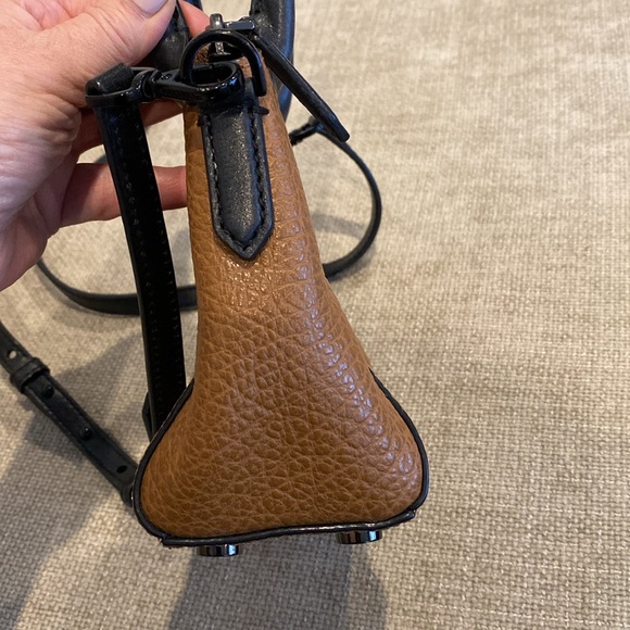 💕MICHAEL KORS HANDBAG 💕 - Picture 7 of 12